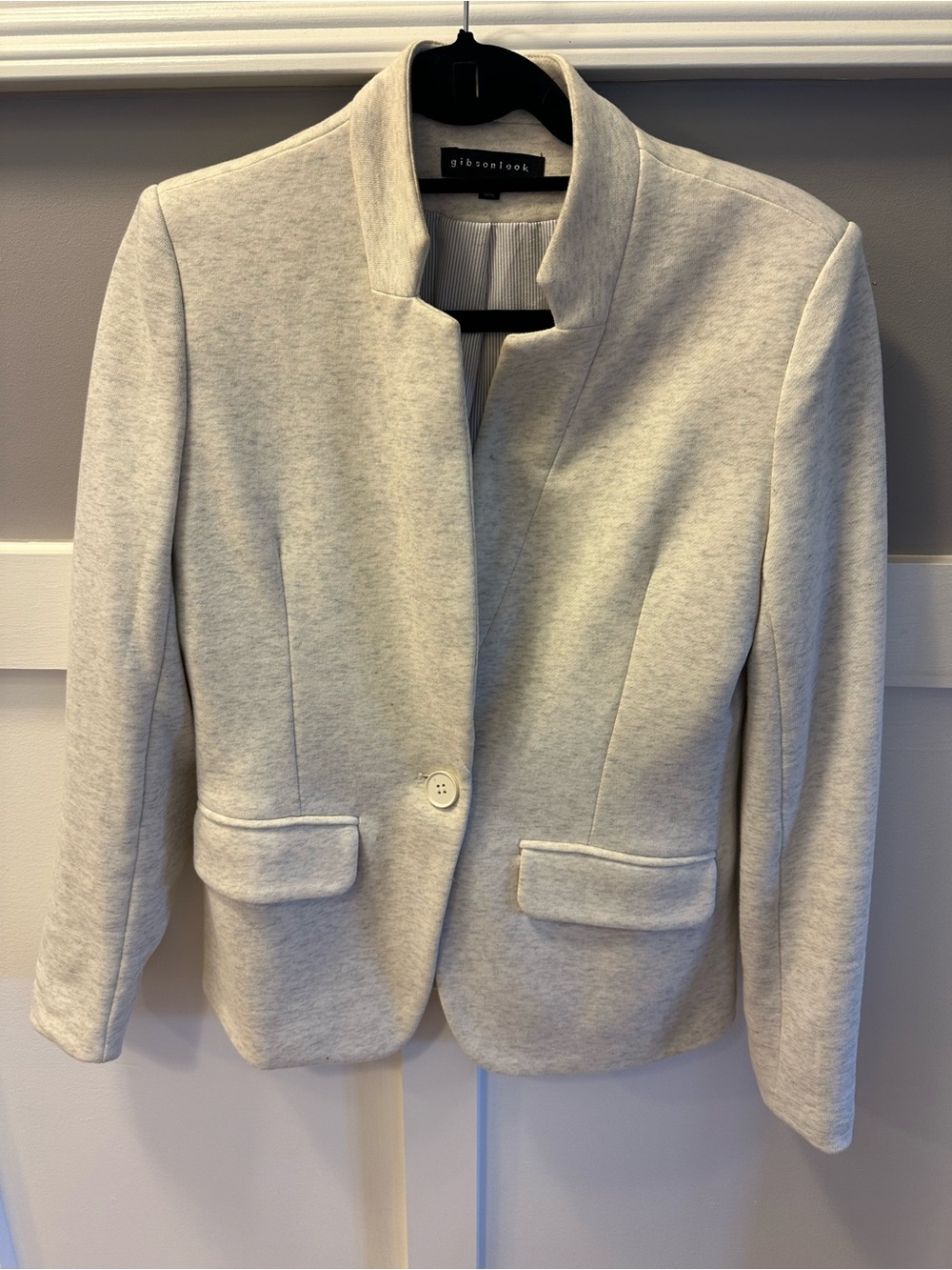 Gibson Women's Light Gray/cream Tailored Collarless Blazer size S